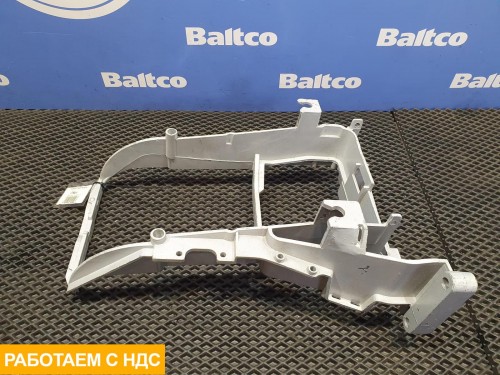 Кронштейн фары правый