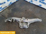 Кронштейн пневморессоры левый