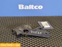 Кронштейн патрубков отопителя