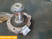 Кулак поворотный правый